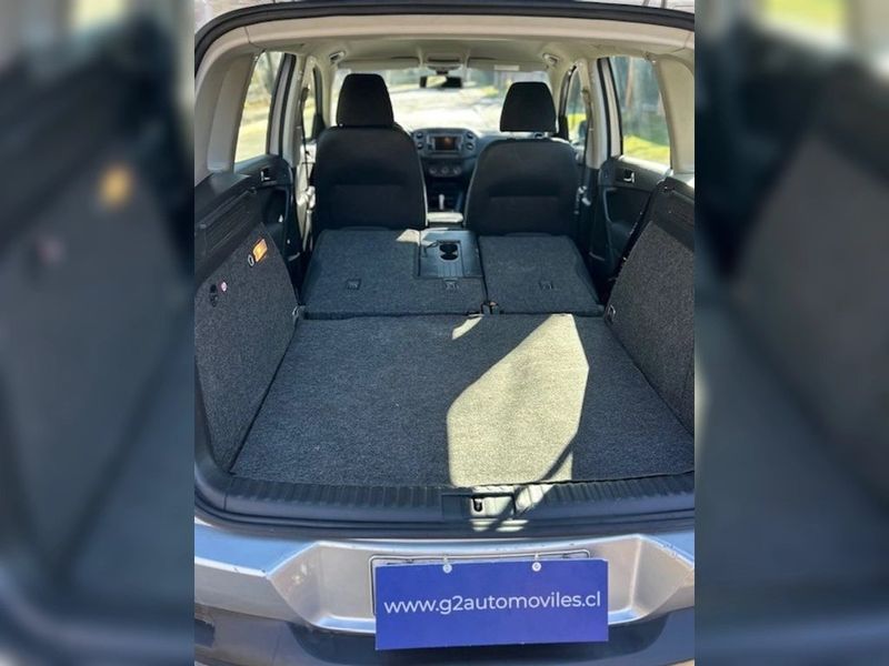 Volkswagen Tiguan — foto 19 de 23