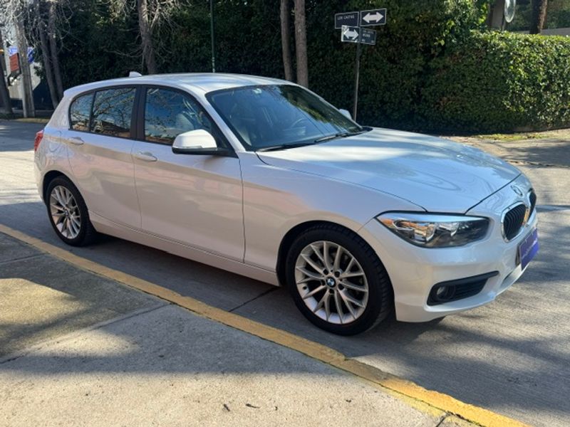 BMW 118 — foto 9 de 31