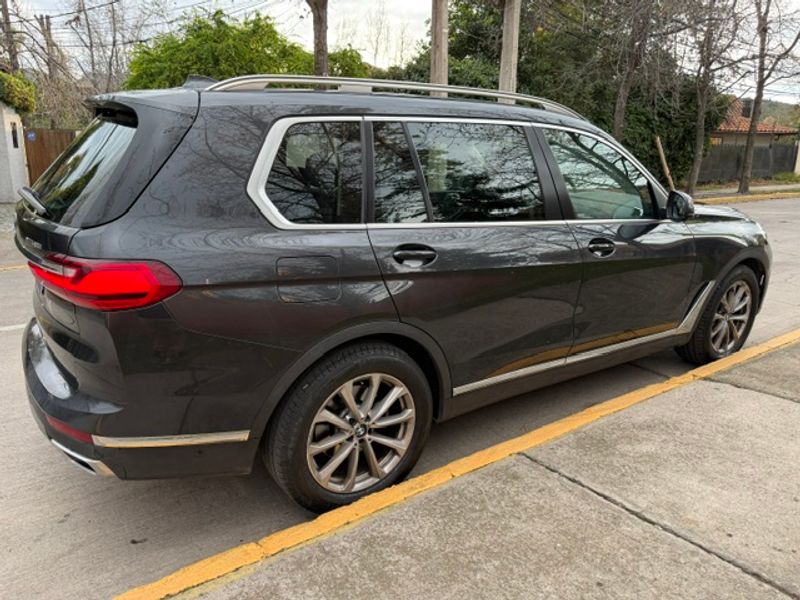 BMW X7 — foto 7 de 28