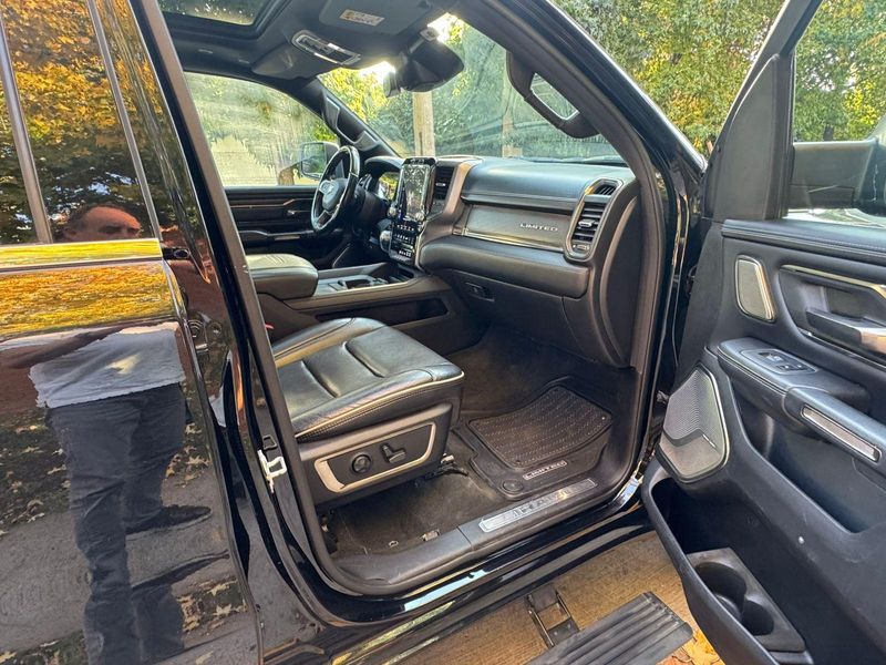 RAM 1500 — foto 15 de 26