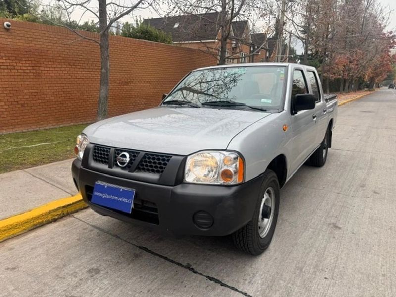 Nissan Terrano — foto 8 de 19