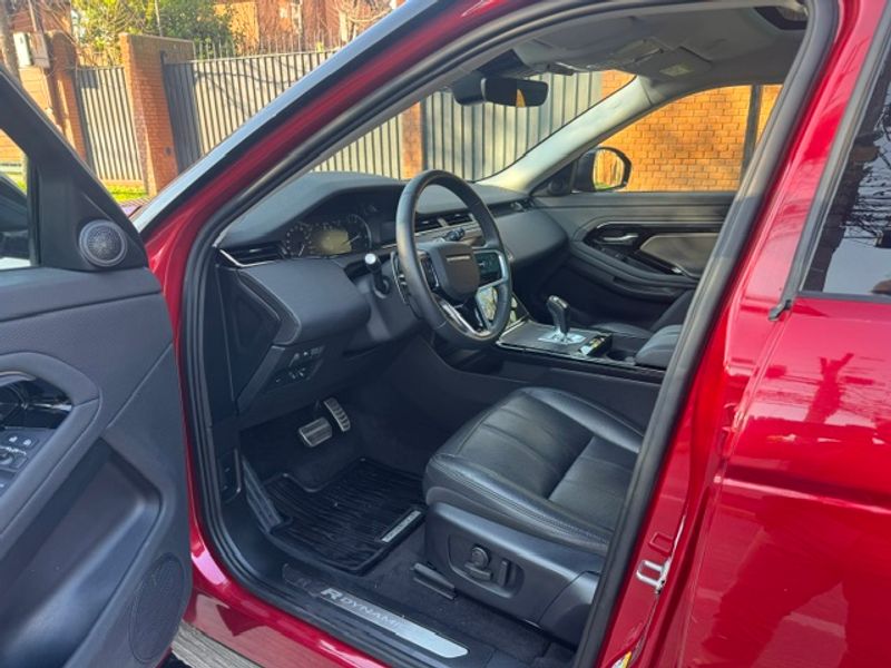 Land Rover Range Rover Evoque — foto 9 de 31
