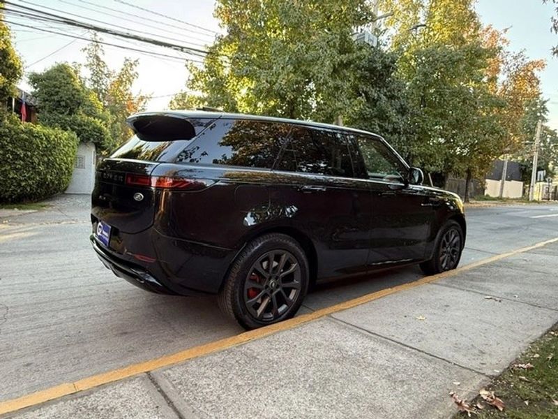 Land Rover Range Rover — foto 6 de 29