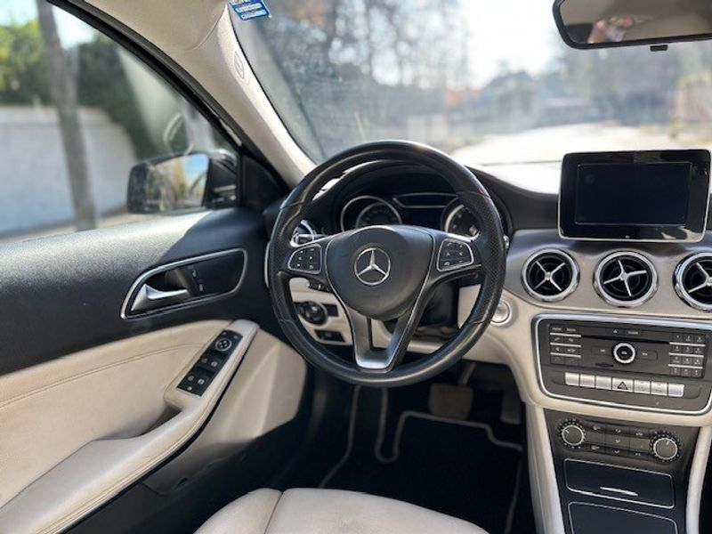 Mercedes-Benz Gla200 — foto 11 de 16