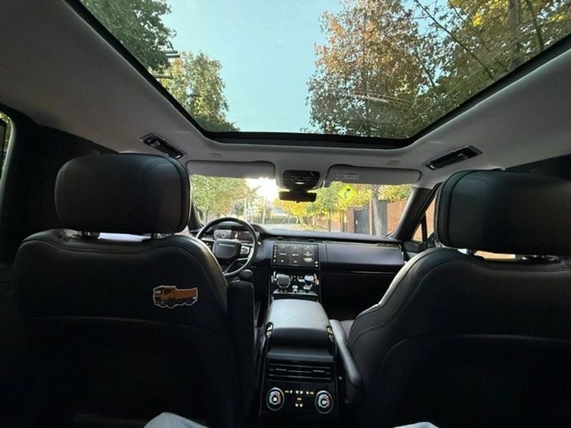 Land Rover Range Rover — foto 29 de 29