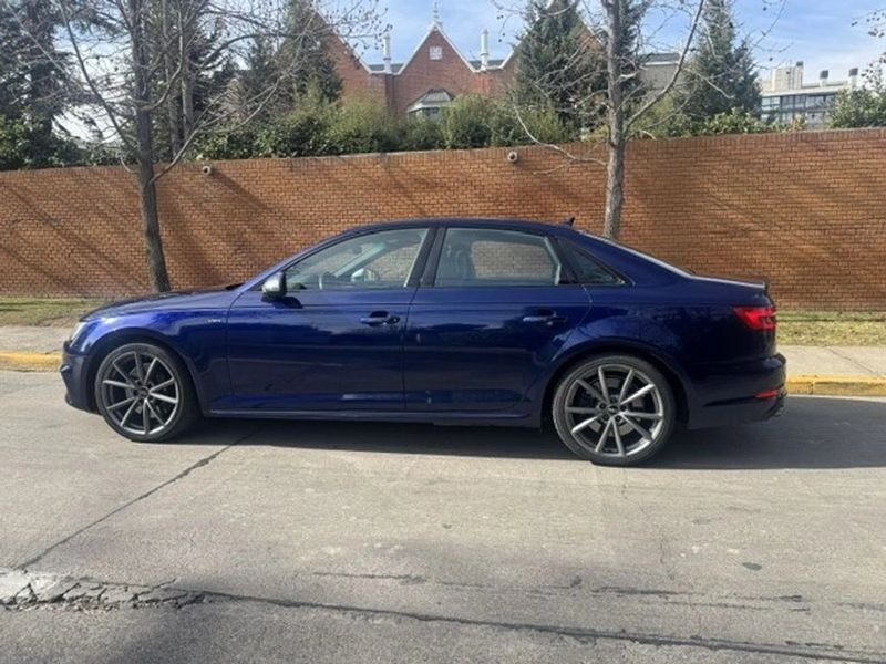 Audi S4 — foto 25 de 29