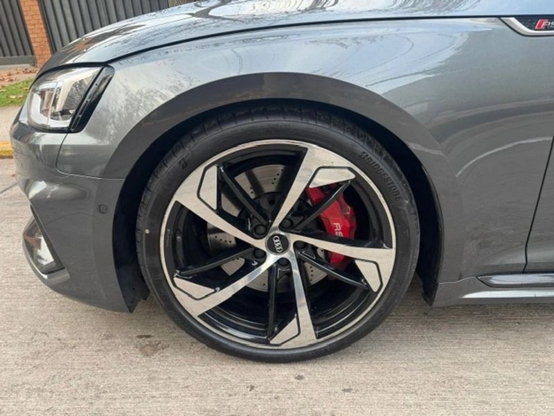 Audi Rs5 — foto 19 de 28