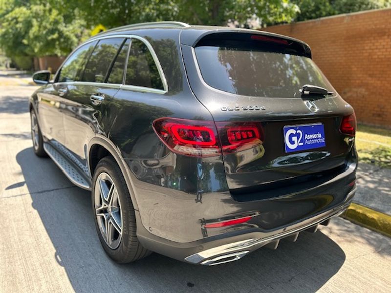 Mercedes-Benz Glc — foto 8 de 22