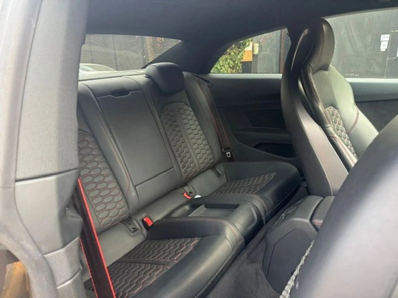 Audi Rs5 — foto 24 de 28