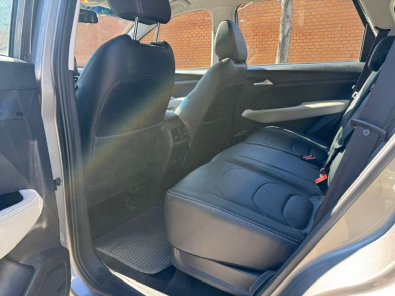 Chevrolet Captiva — foto 19 de 28