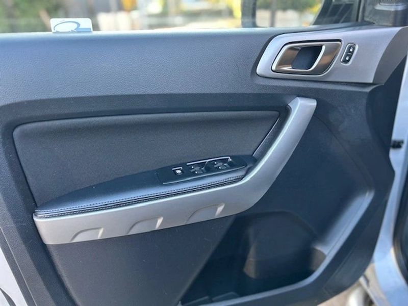 Ford Ranger — foto 11 de 19