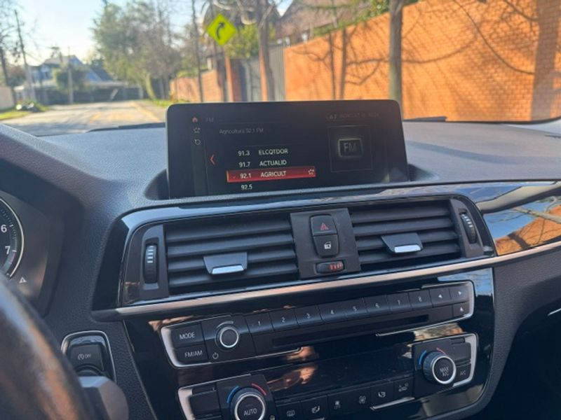 BMW 118 — foto 29 de 31