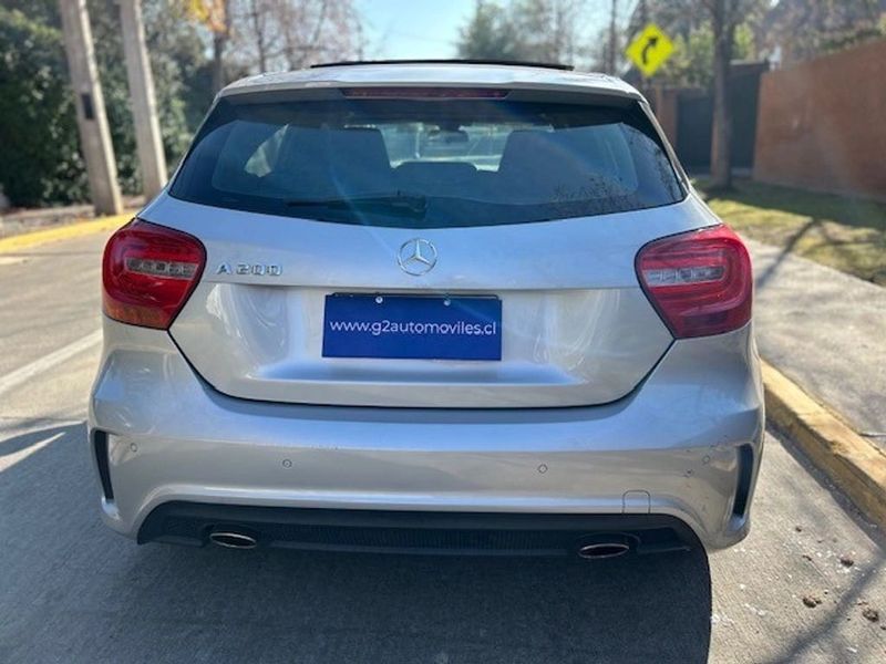 Mercedes-Benz A200 — foto 4 de 20