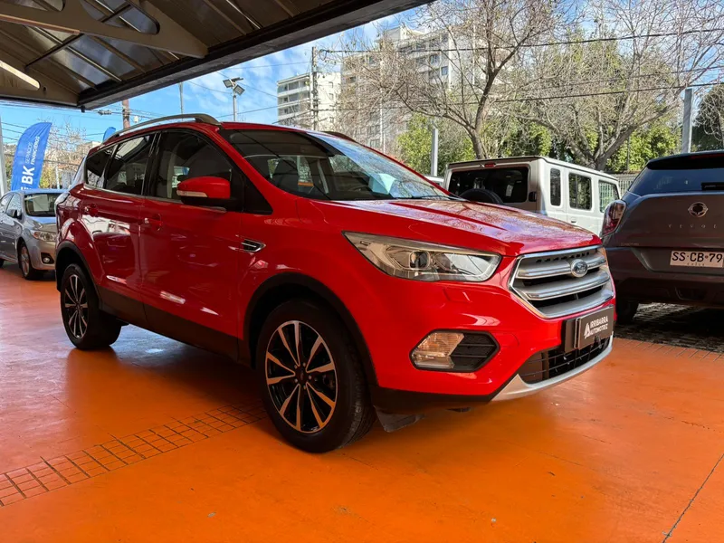 Ford Escape — foto 10 de 10