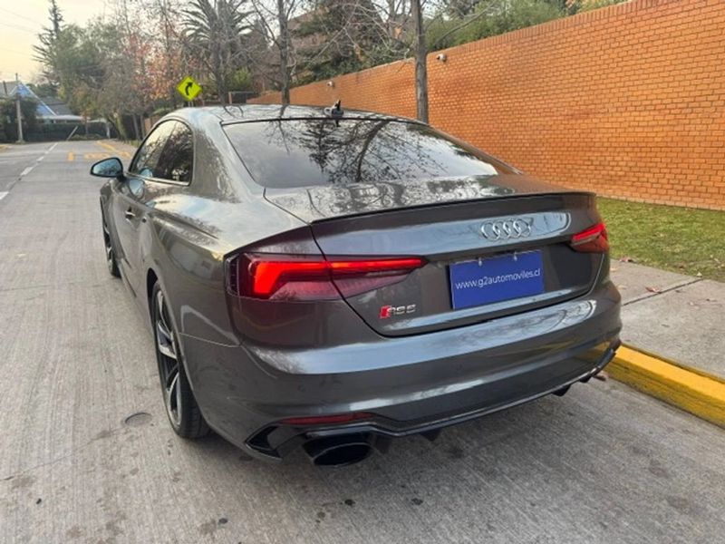 Audi Rs5 — foto 15 de 28