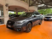 Subaru Outback — foto 7 de 10
