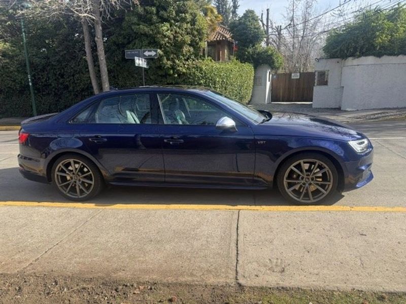 Audi S4 — foto 7 de 29