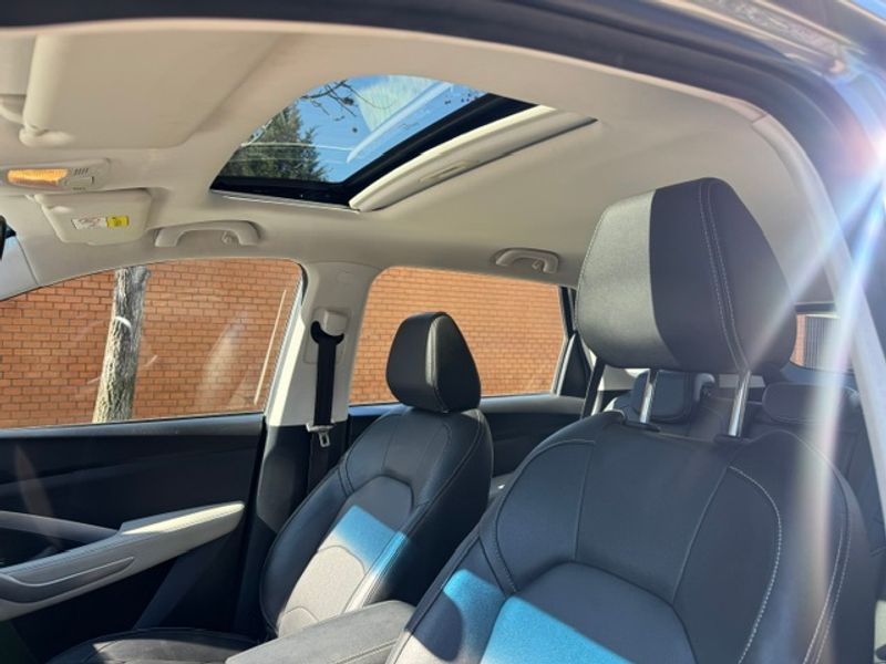 Chevrolet Captiva — foto 18 de 28