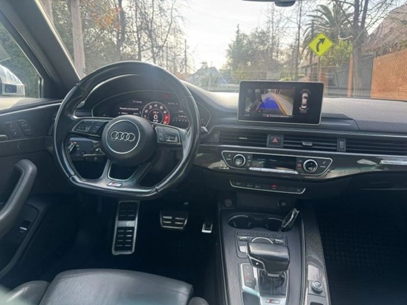 Audi S4 — foto 10 de 29